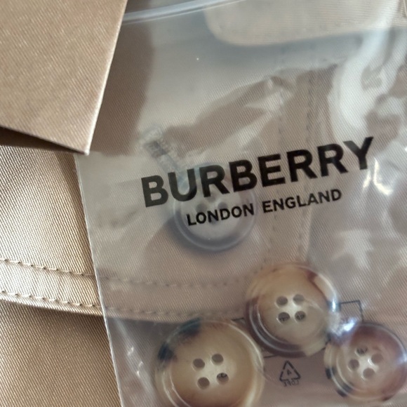 Kids Beige Hooded Jacket - Picture 3 of 7